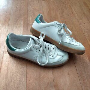 Tommy Hilfiger sneakers